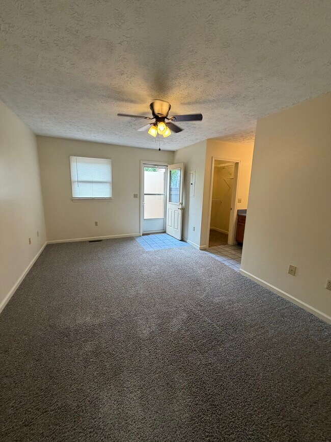 Photo - 138 Cypress Dr Unit 138