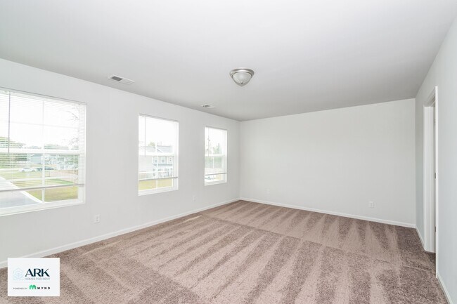 Photo - 72 Enclave Wy
