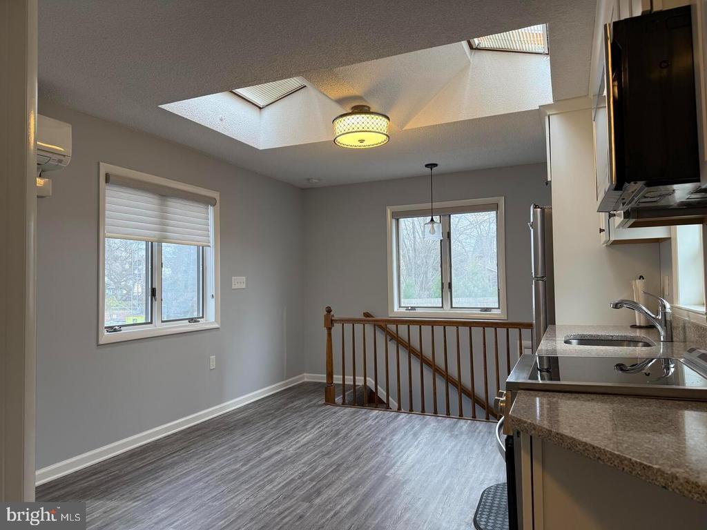 Photo - 353 Savannah Rd Unit 1