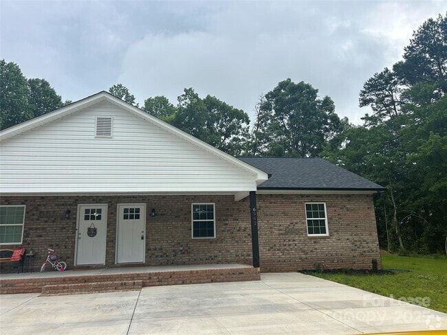 Building Photo - 6962 NC-27 Rental