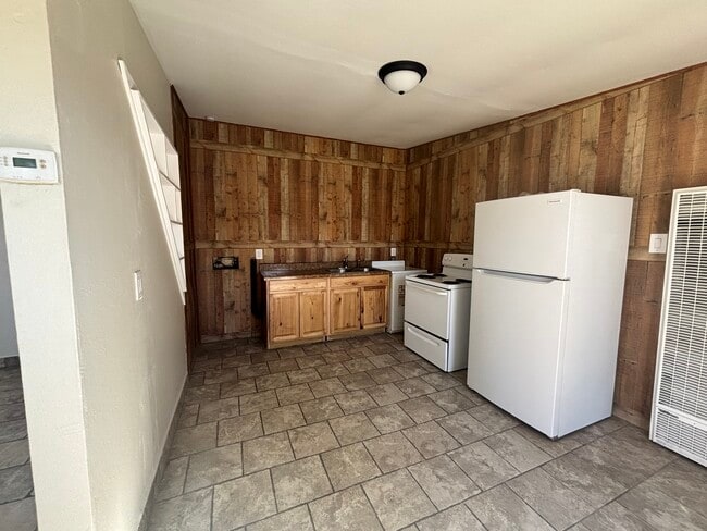 Photo - 1804 Clark Rd