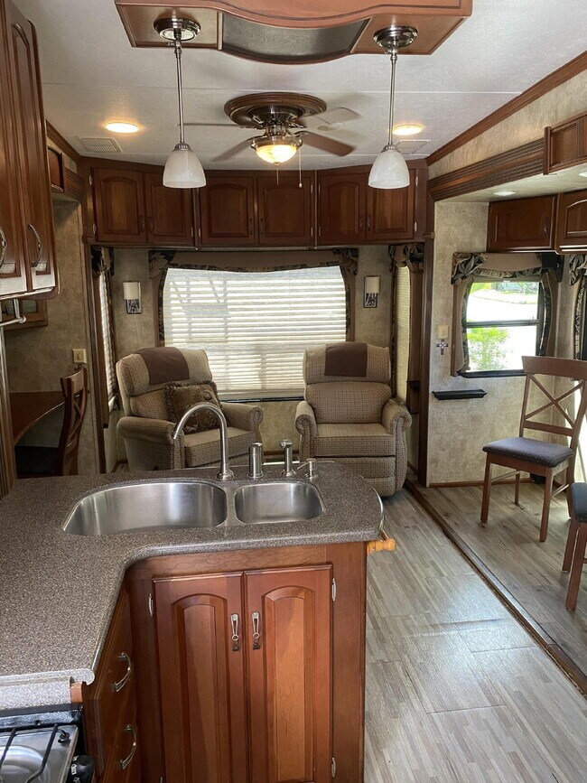 Photo - Cozy Retreat in St. Cloud: Your Next Seren...