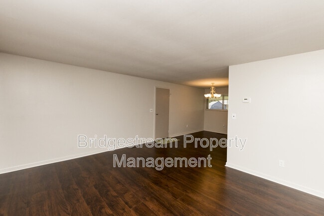 Photo - 4606 Knobhill Dr