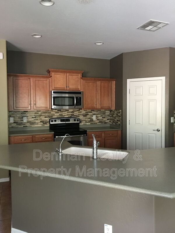 Photo - 2048 W Monte Cristo Ave