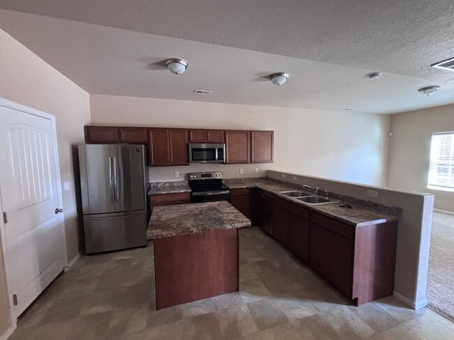 Photo - Very clean northeast townhome