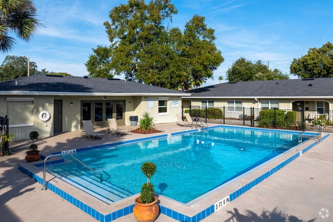 Swimming Pool - Sorrento