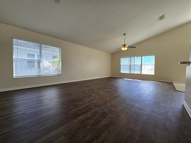 Photo - 3126 Stonehurst Cir