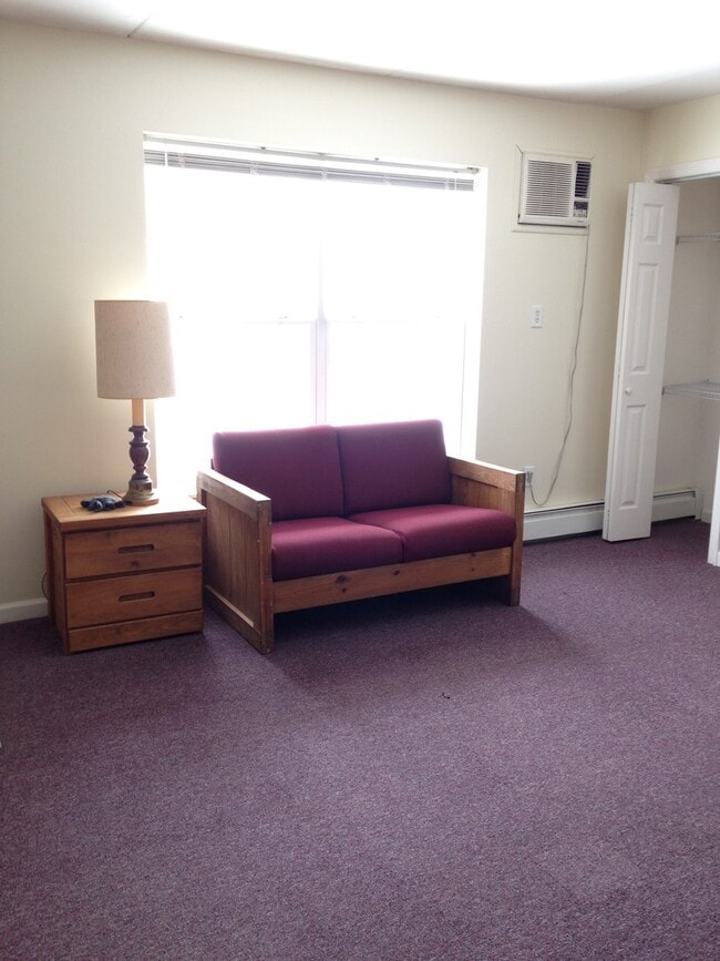 Photo - Studio Apartment at College Court -- SUBLET STARTING 02/01/2026