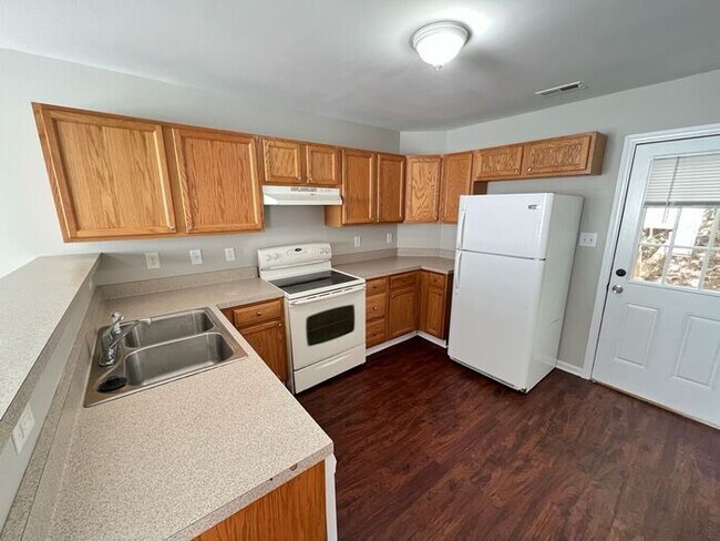 Photo - Desirable 3 Bedroom Raleigh Townhouse