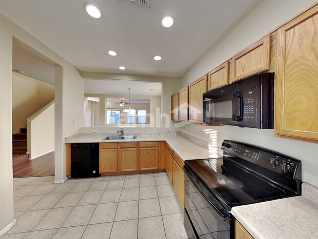 Photo - 17254 N 184th Dr