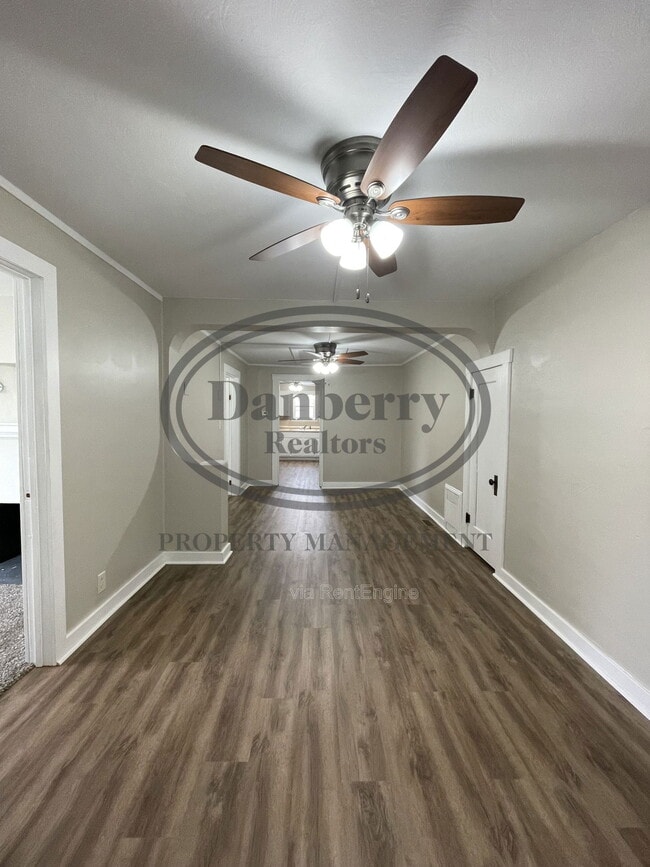 Photo - 220 N Main St Unidad 4