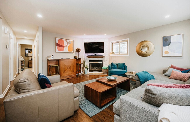 Photo - 829 N Bennett St