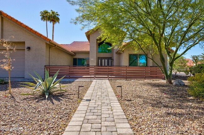 Photo - 1945 E Velvet Dr