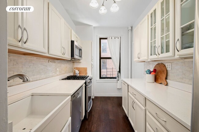Photo - 117 Seaman Ave Condo