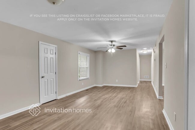 Photo - 2866 Gresham Rd S E