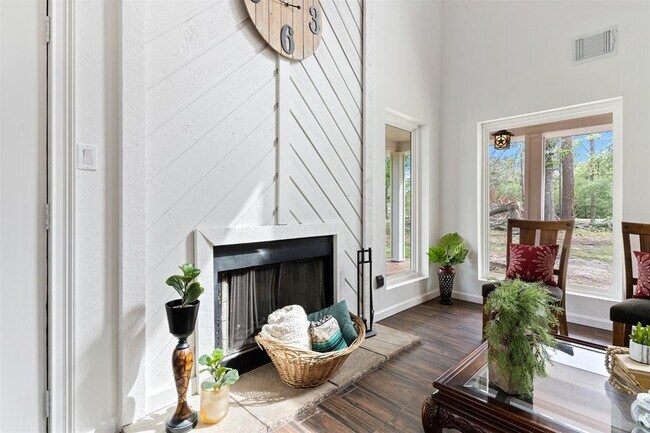 Photo - 17926 Country Pl Dr House