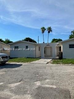 Building Photo - 6181 SW 41st Ct Unit 1 Rental