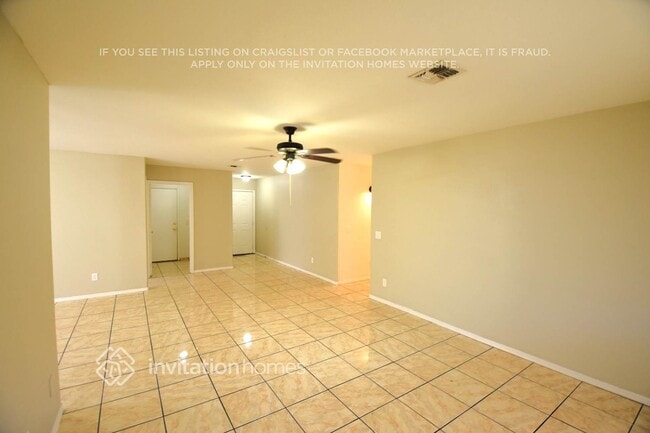 Photo - 2222 W Bowker St