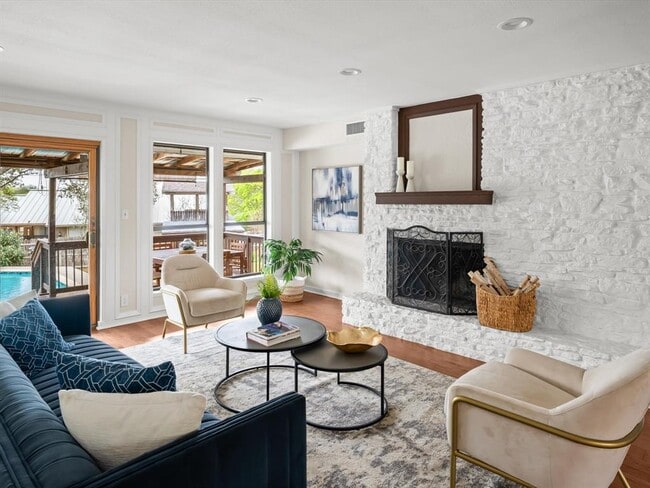 Photo - 10404 Spicewood Mesa