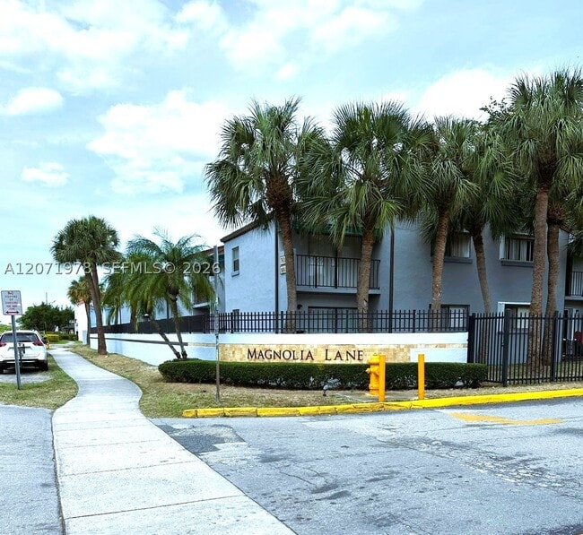 Photo - 7401 SW 152nd Ave Unit 208-1