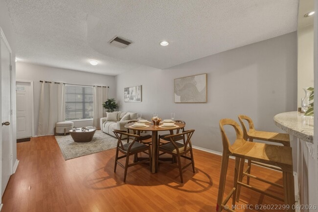 Photo - 16635 Hemingway Dr