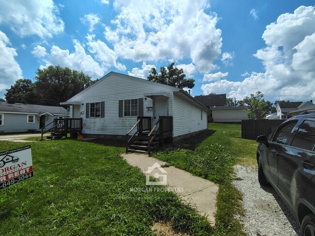 Building Photo - 109 E 1st St Unit 109 Rental