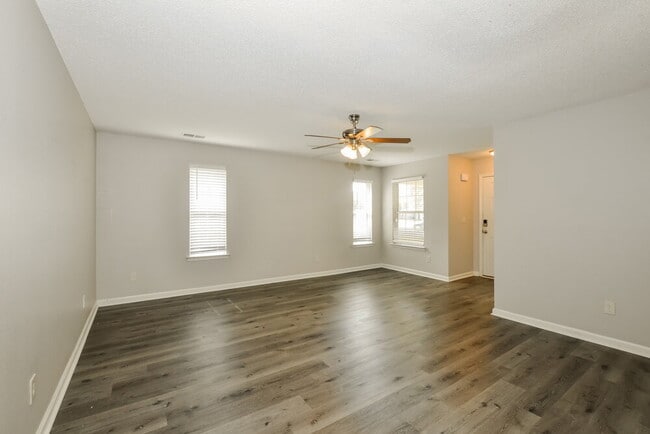 9961 Fox Run Dr
