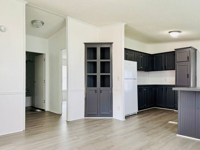 Photo - Convenient Countryside Living - Henderson NC