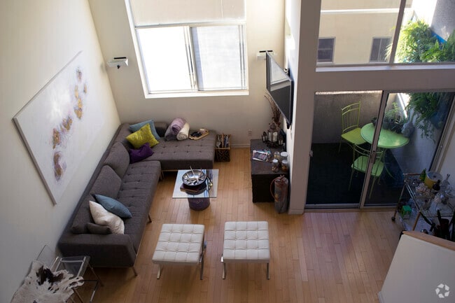 Building Photo - 1511 16th St Unit 202 Rental