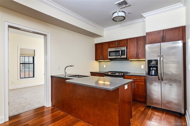 Photo - 30 Elm Pl Unidad 2A