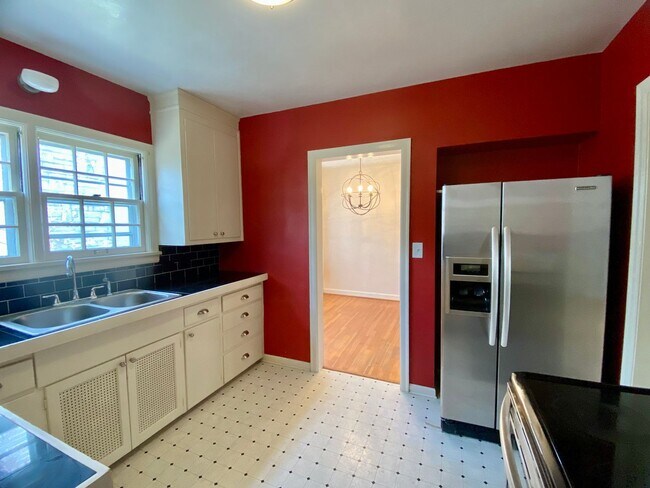 Photo - 1825 Fairchild Ave Unit A