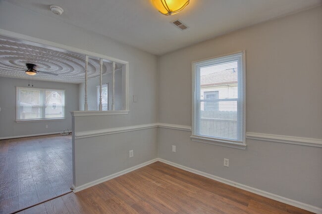 Photo - 2902 Princeton Ave