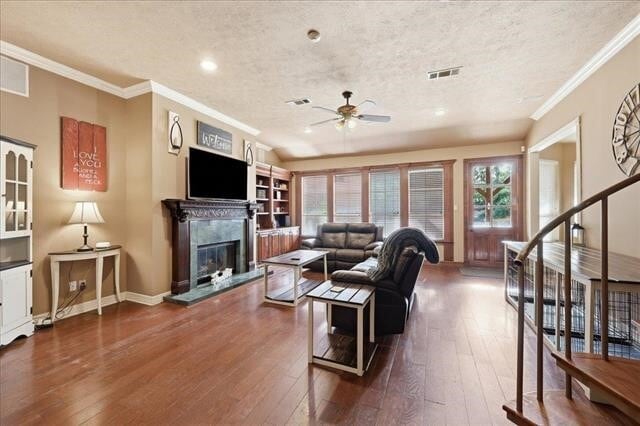 Photo - 108 Wade St