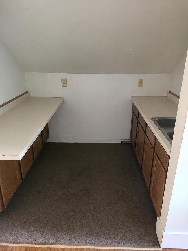 Photo - 1100 Elmwood Ave