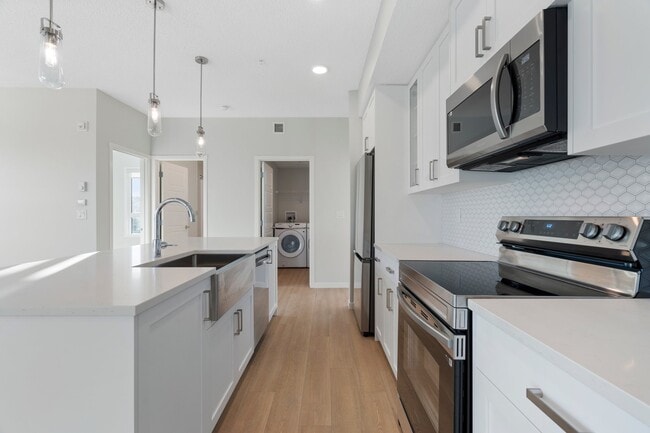 Photo - 33 Carringham Gate NW