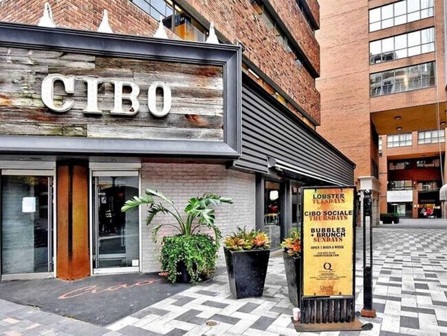 Photo - 125 Yorkville Ave Unit SI ID1316392P