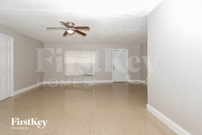 Photo - 6126 Arcade Ct