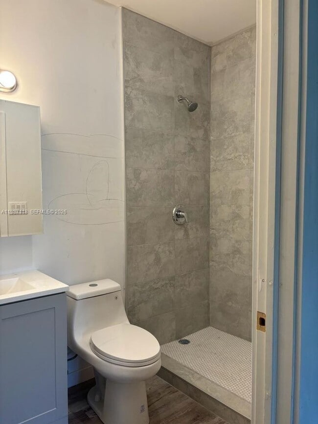 Photo - 127 NE 184th Terrace