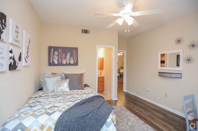 3BR, 3BA - 1124SF - A