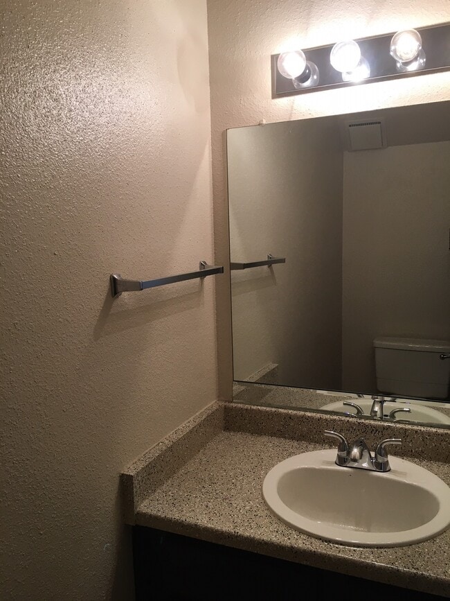 Photo - 1115 Lyric Ln