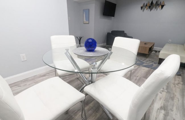 Photo - 634 Rock Creek Church Rd NW