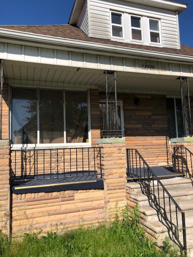 Photo - 12620 Moran St