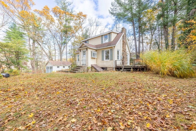 Photo - 70 Snipsic Lake Rd