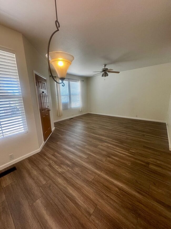 Photo - 2 Bed 3 Bath Townhome on Dublin & Powers