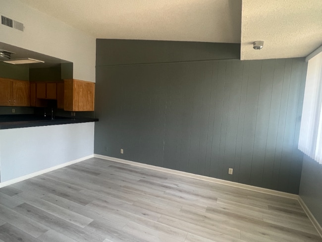 Photo - 660 W Bonita Ave Unidad 33J