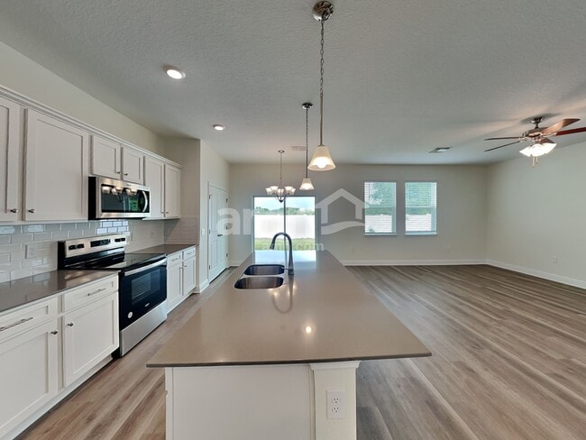 Photo - 1124 Heavenly Dr