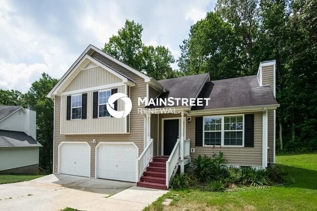 Photo - 3 Bedroom Pet-Friendly Home in Dallas, GA with Main Street Renewal