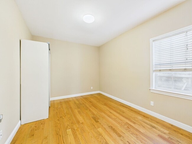 Photo - Spacious 3 bed/2 bath in prime Ingleside location near Ocean Ave.