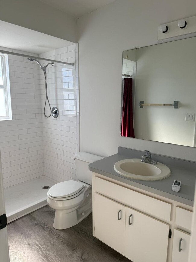 Photo - 13731 Markham Ln