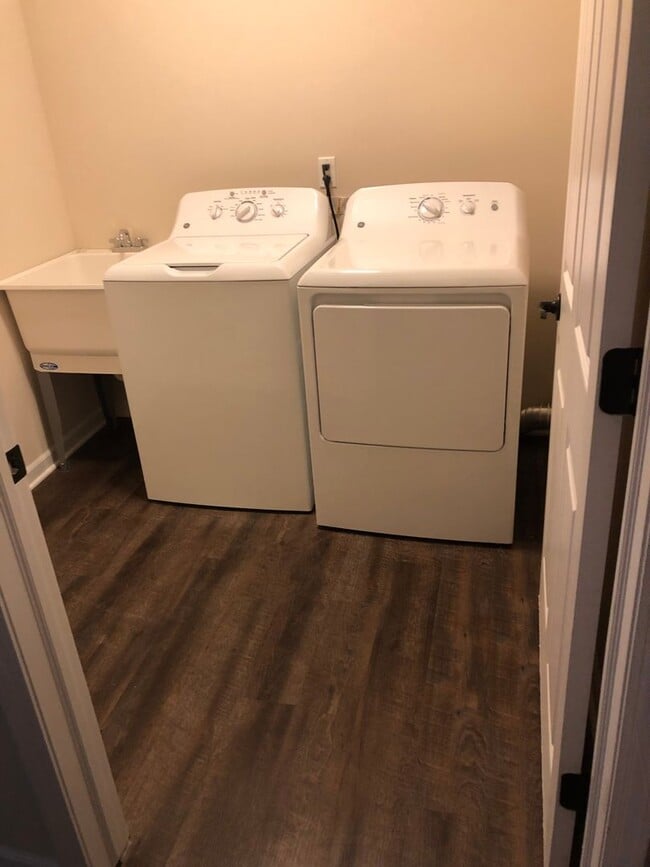 Photo - The Manhattan Unit 8241